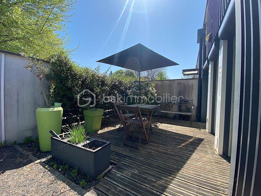 Vente Loft Magnifique loft avec climatisation, 2 places de parking, jardin, piscine et salle de sport !!! Merignac