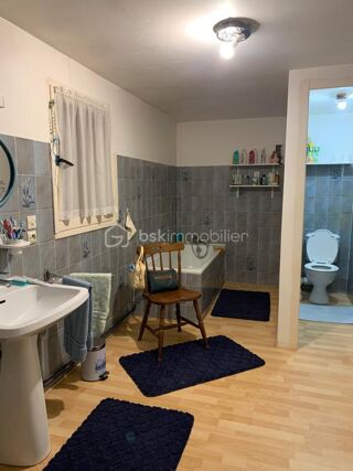  Maison � vendre 8 pi�ces 353 m�