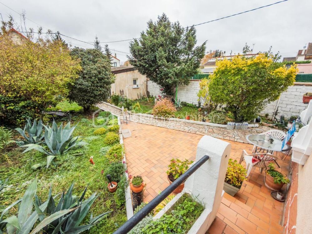Villeneuve-Saint-Georges - Maison familiale avec Studio indépendant et Jardin !