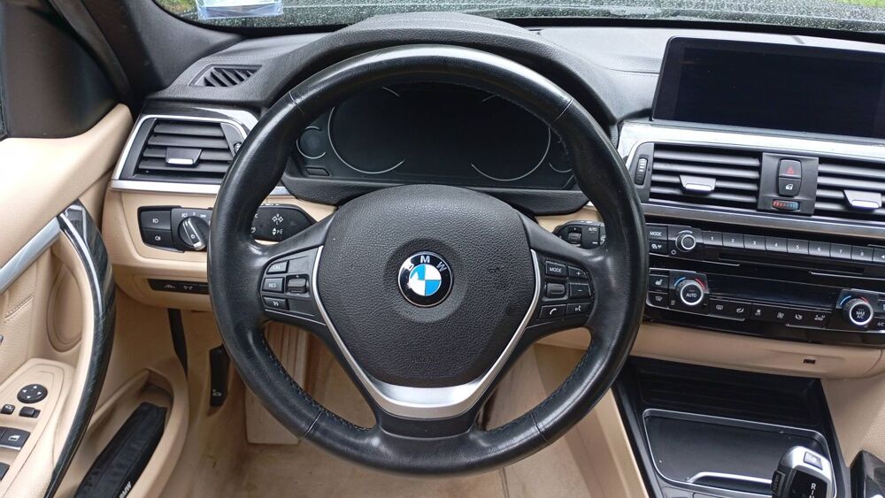 S&eacute;rie 3 Touring (F31) 320d 163 BVA8 Lounge Plus - Automatique 2018 occasion 50000 Berigny