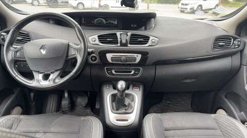 Grand scenic IV III 1.2 TCe 130 Energy Bose 2016 occasion 30000 Nimes