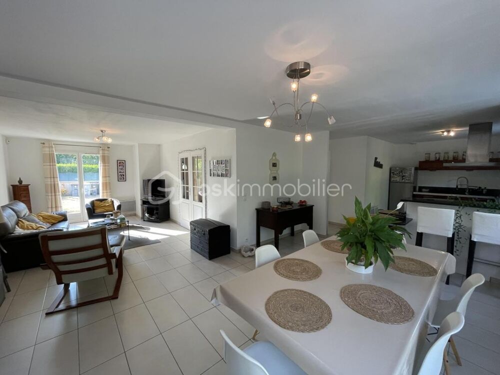 Maison BOIS LE ROI - 131m² - 4 chambres