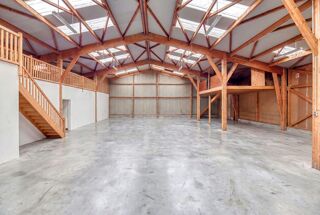  Parking / Garage à vendre 3 pièces 480 m²