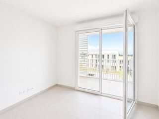  Appartement à louer 2 pièces 42 m²