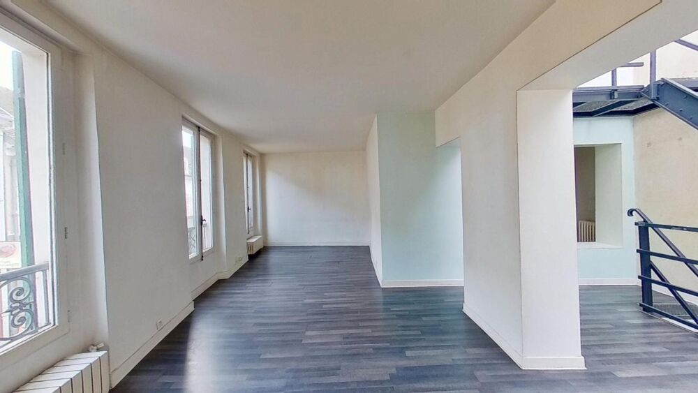 Vente Maison Maison de ville en monopropriété – Rendement attractif ~8 % – Idéal résidence principale et/ou investissement locatif Bagnolet