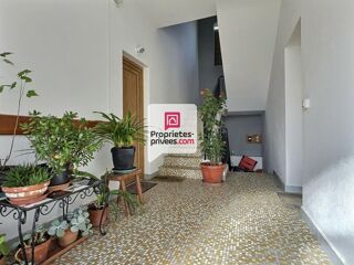  Immeuble à vendre 8 pièces 151 m²