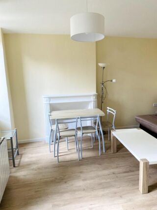  Appartement à louer 1 pièce 21 m²