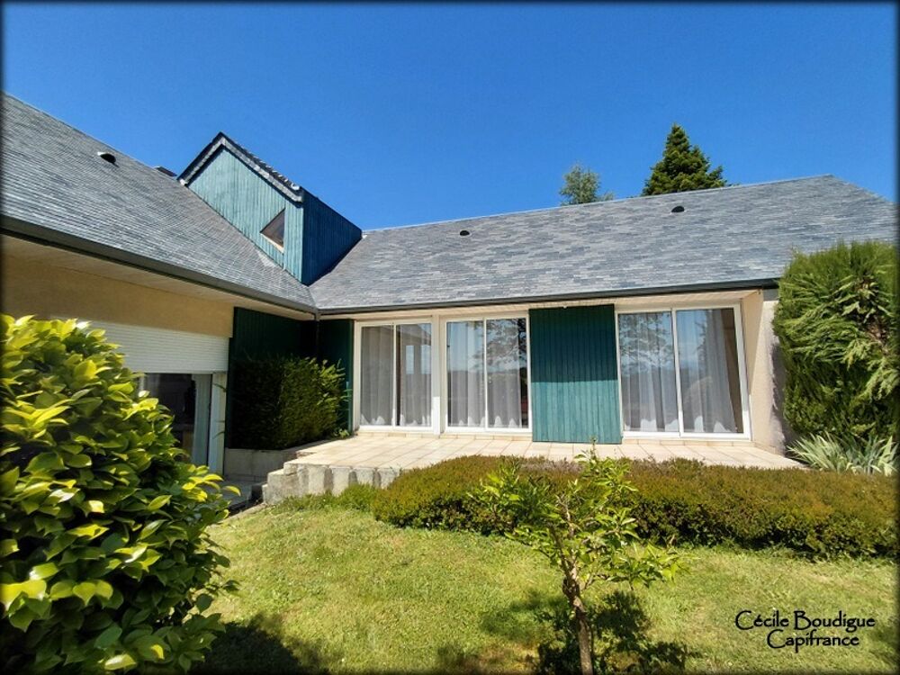 Vente Maison Entre Pau et Tarbes à 7 kms de Soumoulou Maison d'architecte belle vue sur Pyrénées 16000 m² de terrain Soumoulouou