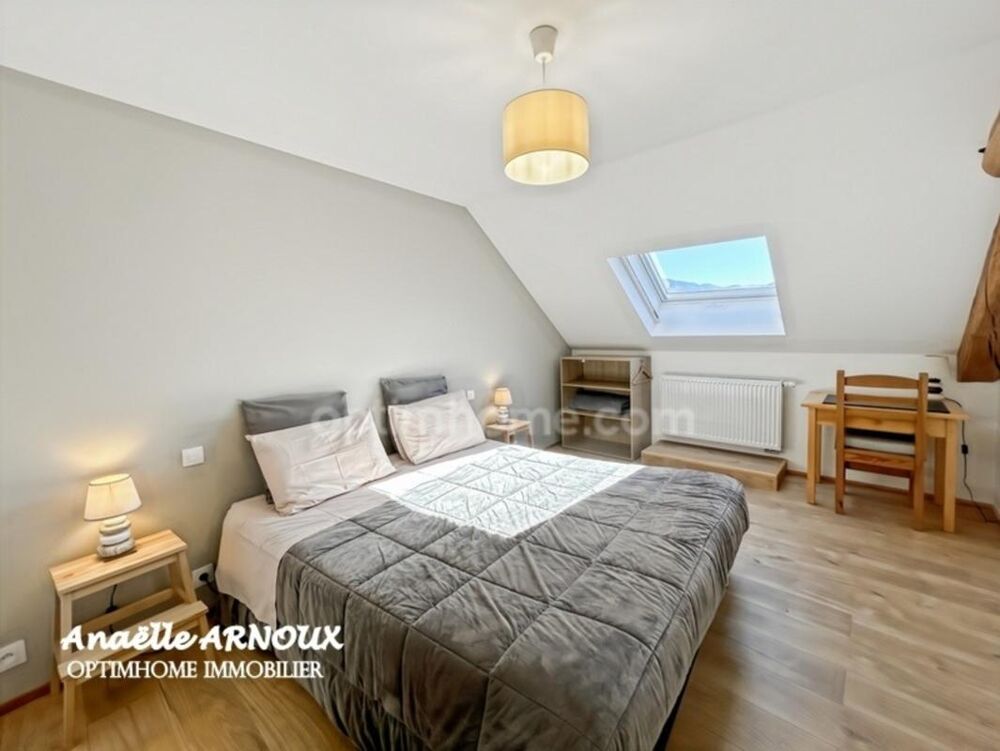 à vendre  Maison Saint-Jean-Saint-Nicolas (05260)