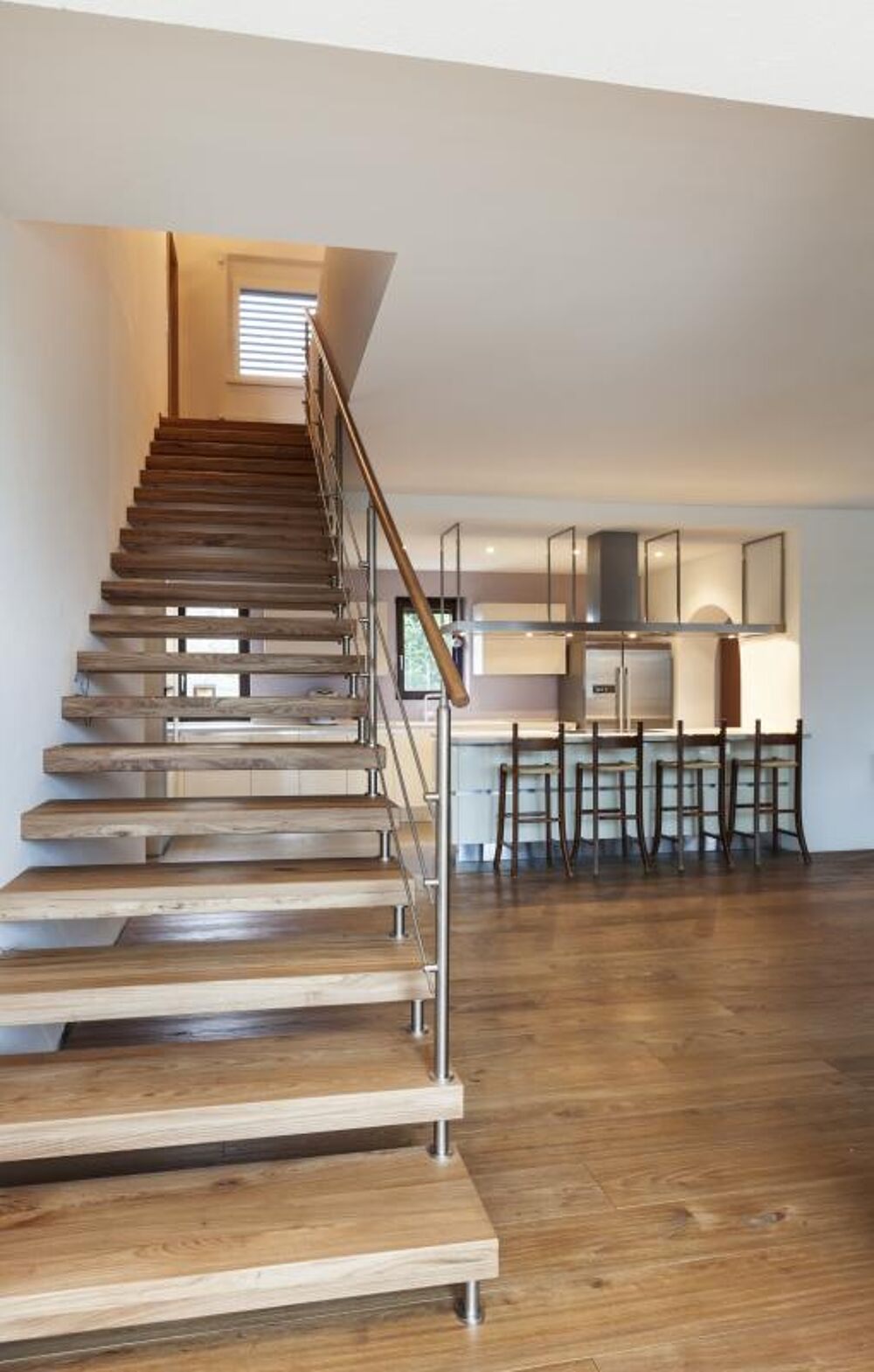 Vente Appartement Maison T4 avec 101m2 de JARDIN, proche CENTRE-VILLE, environnement pavillonnaire et paisible Rosny sous bois