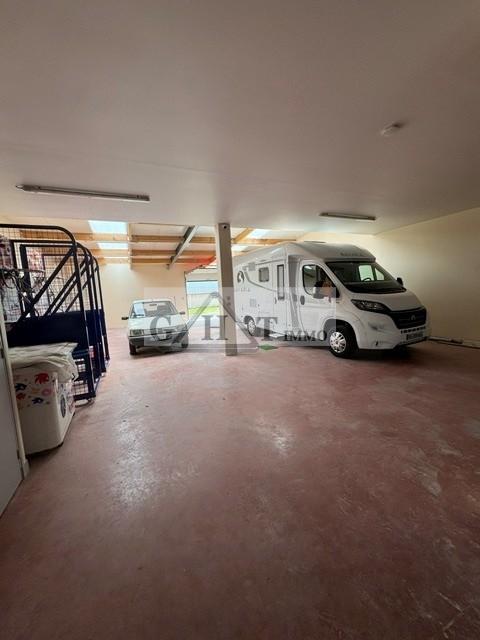 A LOUER – 270M&sup2; Savigny-sur-Orge 3000 91600 Savigny sur orge