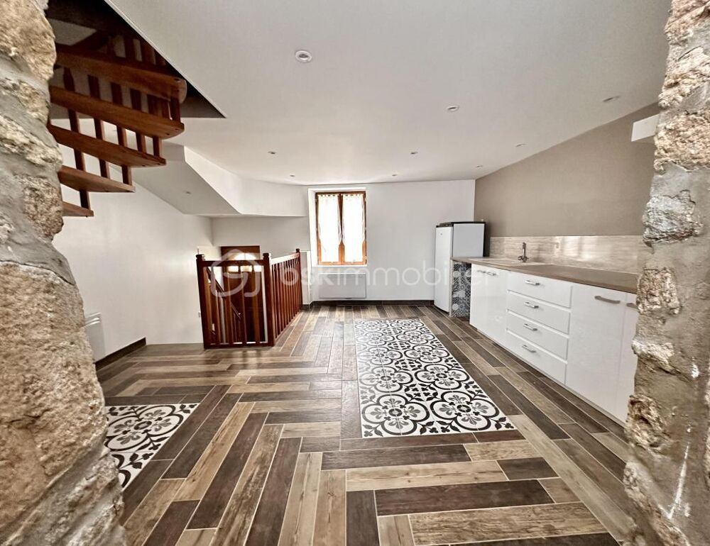 ? Bien rare en hyper-centre dAnnonay : Loft rénové avec prestations de qualité ?