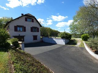 Vente Maison Maison 150 m2 habitables / 3 chambres / grange 154m² / terrain 9357m² Boisseuilh