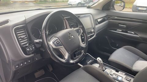Outlander 2.4 MIVEC 208 Hybrid 4WD BVA6 Buisness 2020 occasion 33150 Cenon