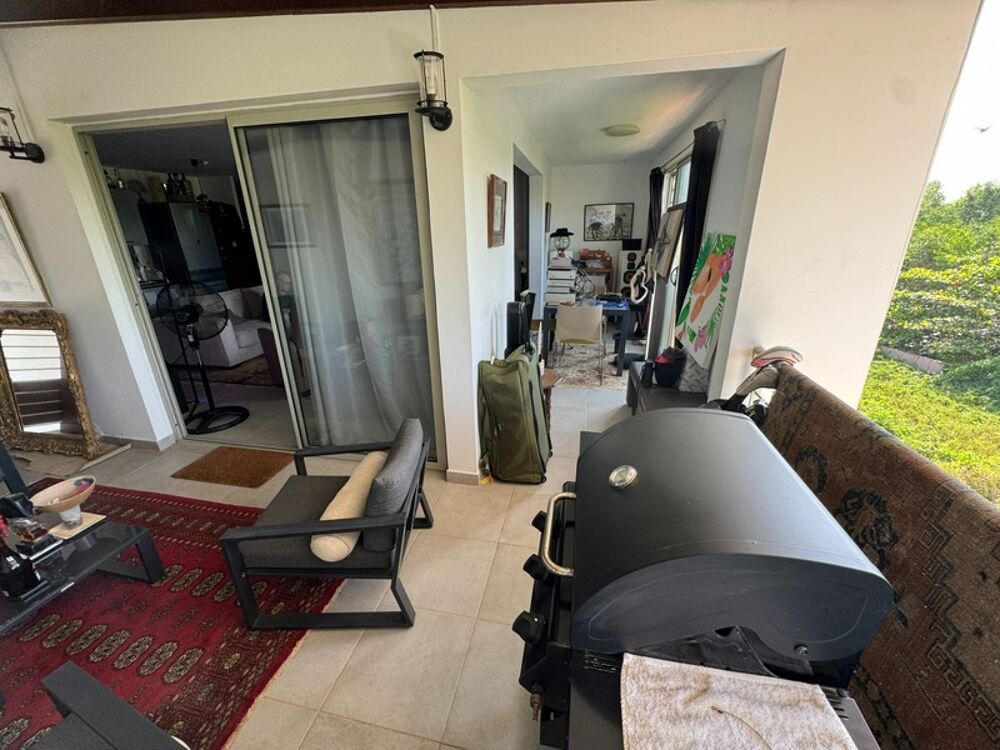 Vente Appartement À découvrir : Magnifique T2 dans une résidence de prestige, avec vue panoramique sur l'océan Cayenne