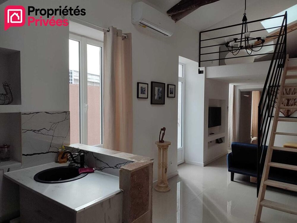 Vente Appartement Appartement entièrement rénové avec mezzanine, balcon et stationnement gratuit à Nîmes Pompidou / Jardins de la Fontaine Nimes