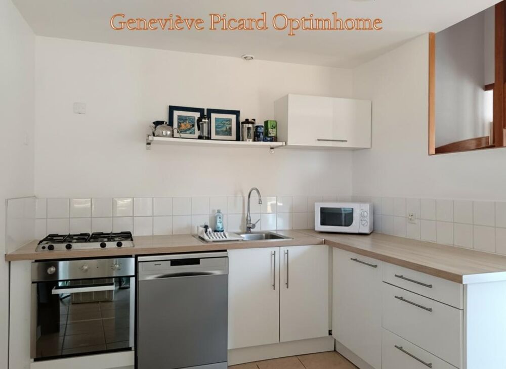Coup de coeur assuré à Camors ! Belle maison en pierre rénovée de 67 m2 sur un jardin clos de 387 m2