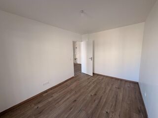  Appartement à louer 2 pièces 39 m²