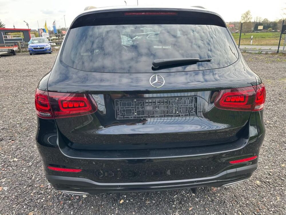 Classe GLC 300 4MATIC AMG Line – LED Chauffage Stationnaire Attelage 2020 occasion 33000 Bordeaux