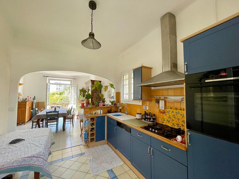 Vente Maison Maison de Charme Art-Déco et ses dépendances avec jardin et terrasse - Toulon (83200) Toulon