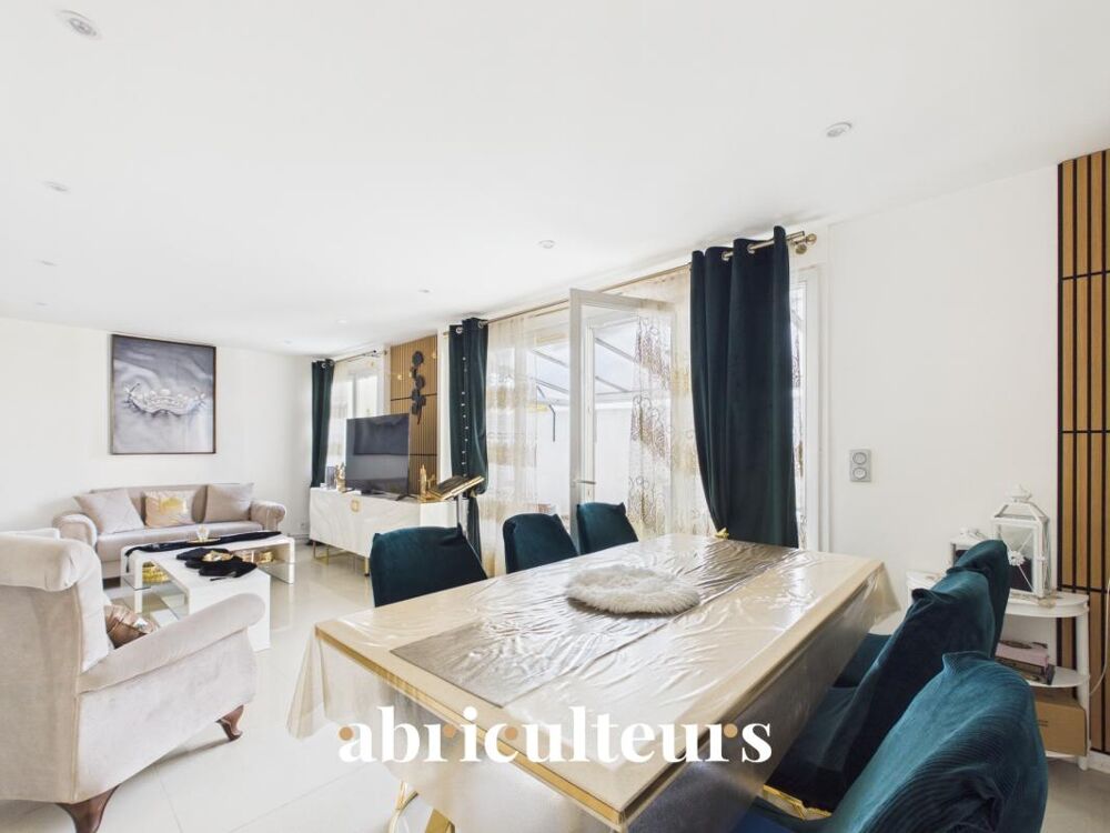 Vente Maison Maison familiale de plain pied - 5 chambres - 134 m²  - avec jardin, terrasse et 3 stationnements - Bezons Bezons