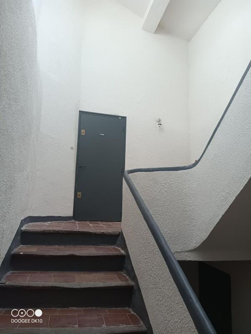 Vente Appartement A vendre appartement  2 pièces traversant de 40m2, en dernier étage - PERTUIS (84) Pertuis