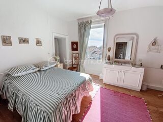  Propri�t�/ch�teau � vendre 8 pi�ces 250 m�