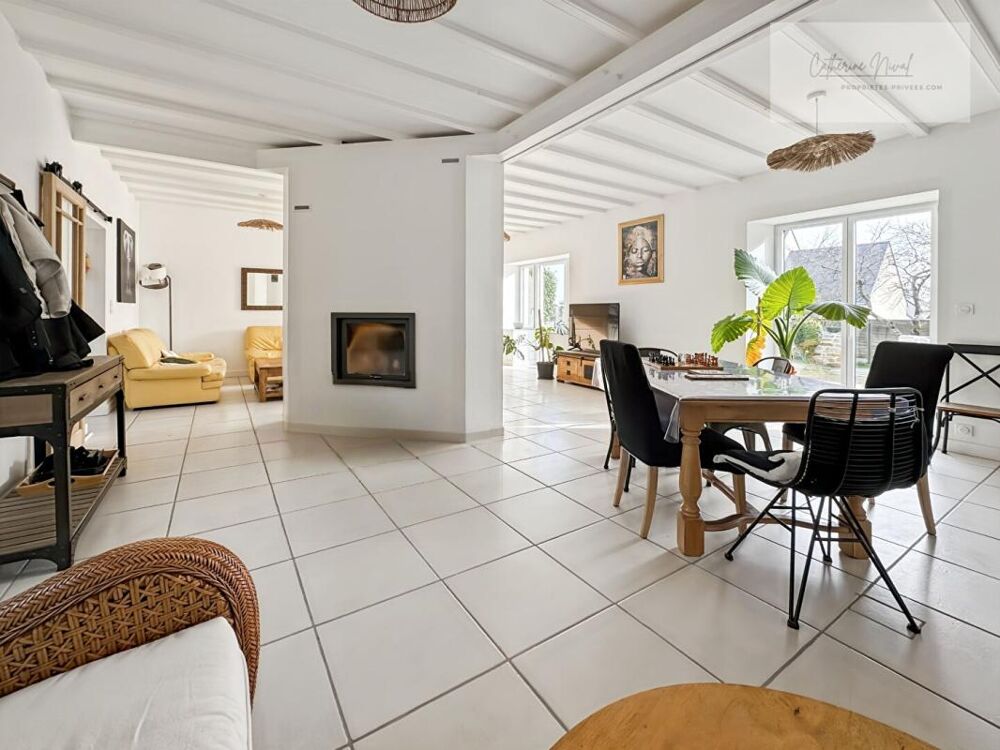 Maison , 6 chambres , 260 m² .Terrain 2 700 m² .Guérande