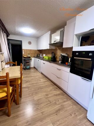  Appartement  vendre 6 pices 195 m