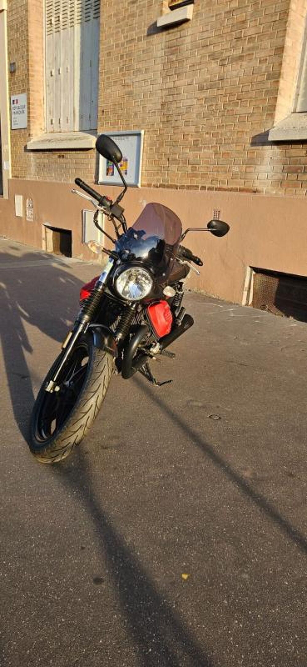 MOTO GUZZI 2018 occasion 92700 Colombes