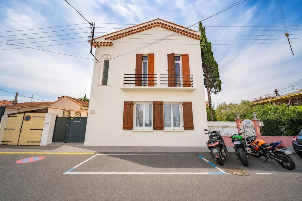 Vente Maison Maison familiale 5 pièces de 100 m² avec 4 chambres – Fréjus Frejus