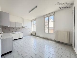  Immeuble à vendre 14 pièces 333 m²