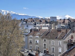  Appartement à vendre 6 pièces 148 m²