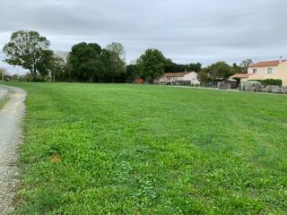  Terrain à vendre 665 m²
