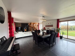  Maison � vendre 15 + pi�ces 310 m�