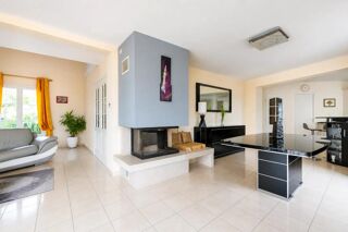 Maison à vendre 8 pièces 212 m²