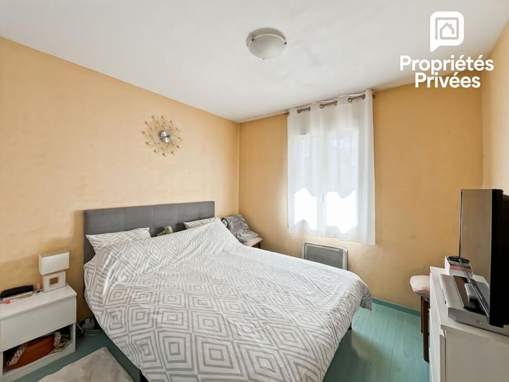 Vente Maison Maison familiale 4 chambres avec piscine - Terrain de 676 m² Bassens