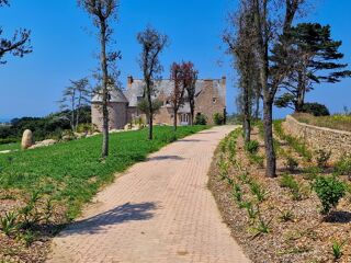  Propri�t�/ch�teau � vendre 15 + pi�ces 352 m�