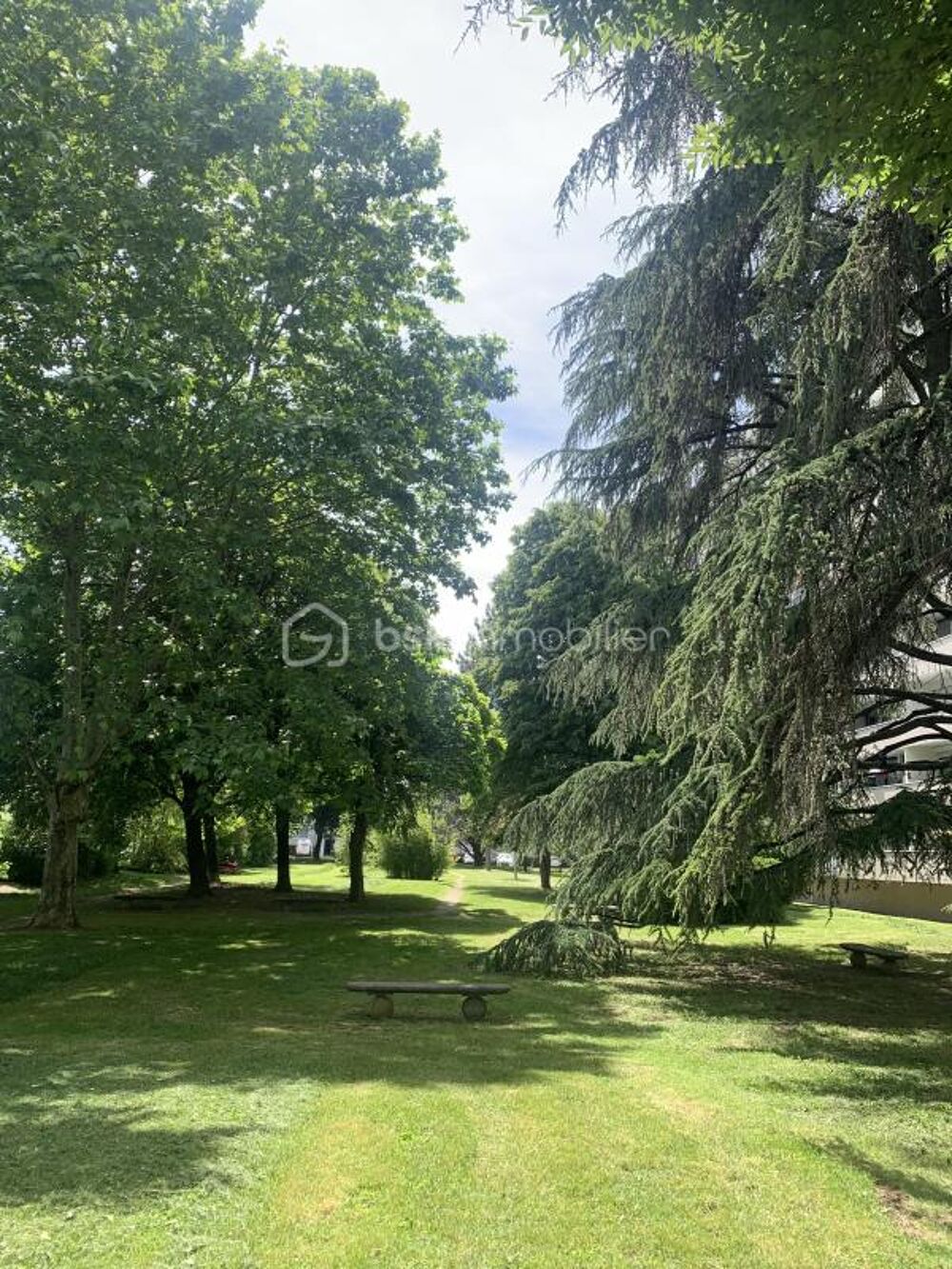 Vente Appartement RÉSIDENCE LES ÉCUREUILS – ÉCHIROLLEST4 TRANSFORMÉ EN T3 – 72 m² – TRAVERSANT – CALME ABSOLU Echirolles