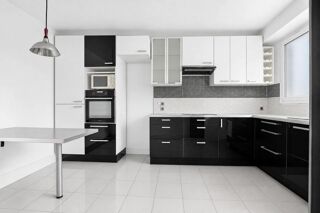 Maison 6 pièces 135 m² · à Suresnes · 135 m² · 970 000 €