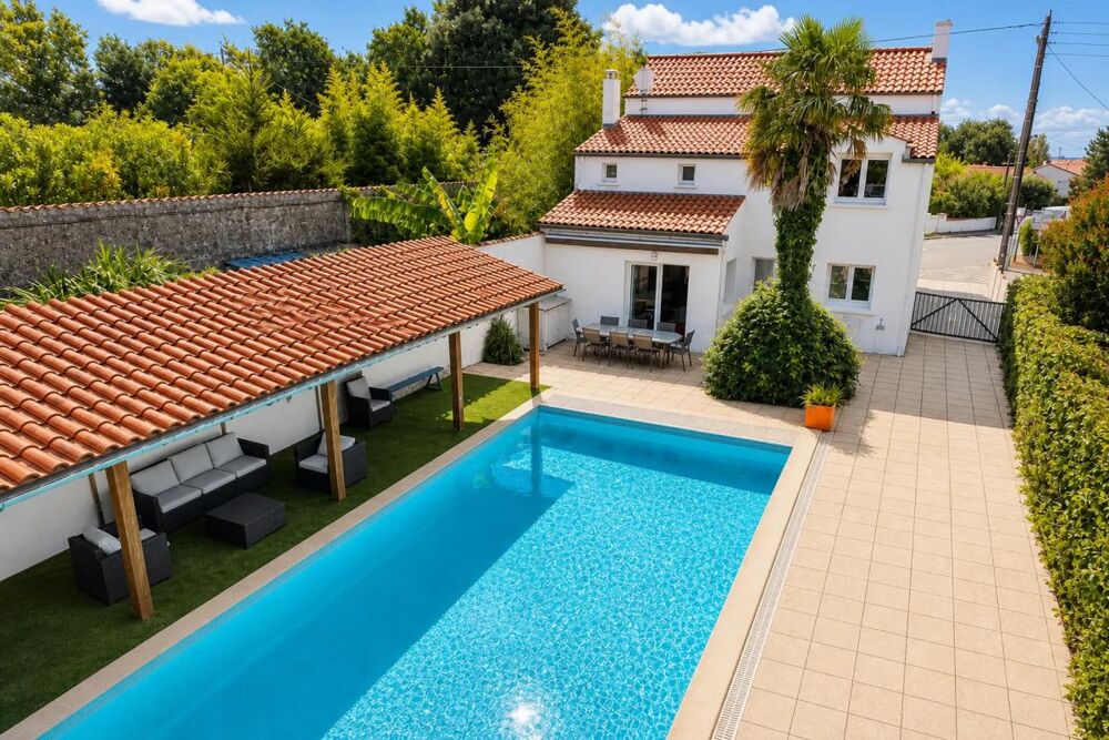 Vente Maison FOURAS – Maison familiale 116 m² • Piscine • Jardin 460 m² • Centre-ville à pied Fouras