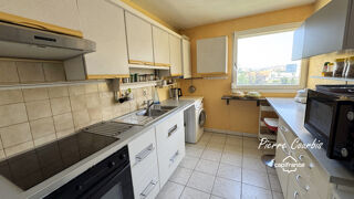  Appartement  vendre 4 pices 82 m
