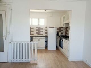  Appartement à louer 4 pièces 57 m²
