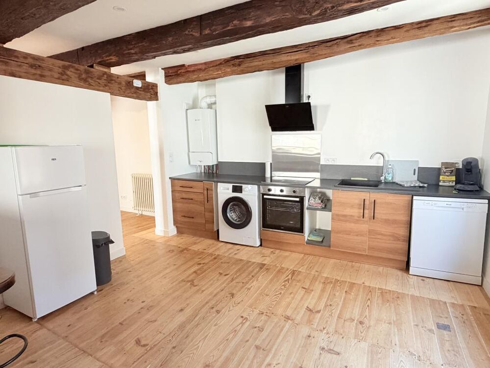 A LOUER APPRTEMENT MEUBLE DE TYPE 4 CENTRE VILLE