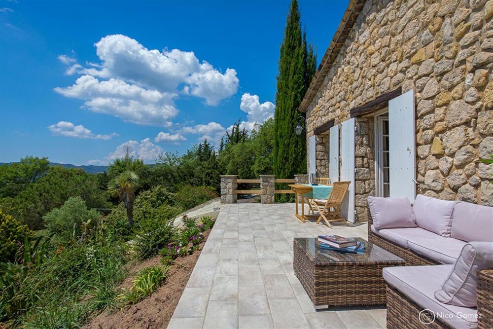 � vendre  Villa Peymeinade (06530)