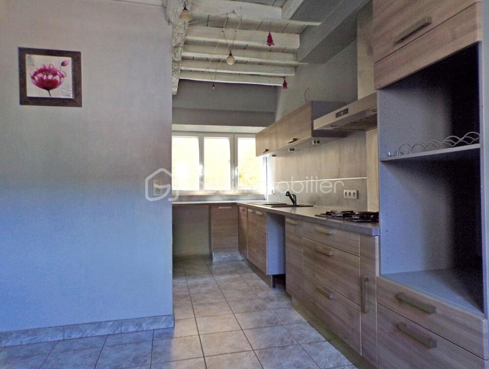 ? Maison en pierre de 116 m² avec jardin & dépendance  Charme, espace et potentiel !