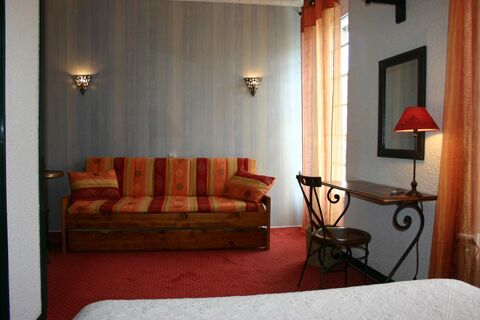   SECTEUR LANGOGNE - HOTEL 2 étoiles et gîte d'étape restaurant 