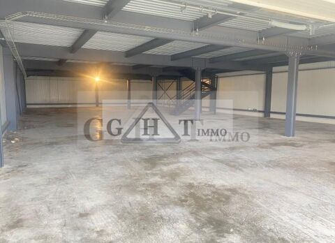 LOCAL NEUF 880 M&sup2; AVEC TERRAIN – MAREUIL-L&Egrave;S-MEAUX 5000 77100 Mareuil les meaux
