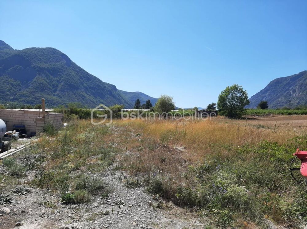 Vente Terrain Grand terrain constructible Theus