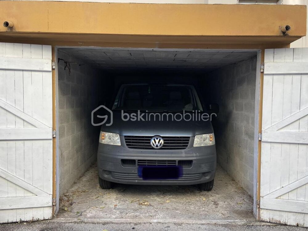 Vente Parking/Garage Garage dans un lotissement sécurisé avec portail- Pont du Las Toulon